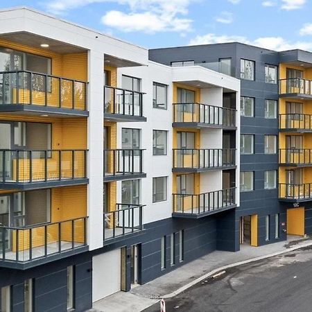 Minimalistic, Flat, Kopavogur Lägenhet Reykjavík Exteriör bild
